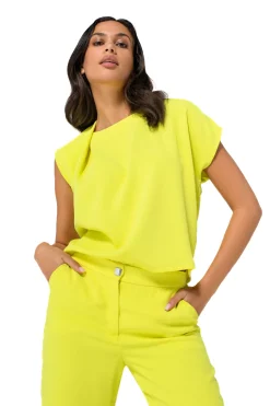 Vrouwen Caroline Biss 1621-80 / Soepelvallende Asymmetrische Korte Top